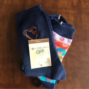 NWT SO heart socks blue and rainbow pair, great Valentine’s Day gift